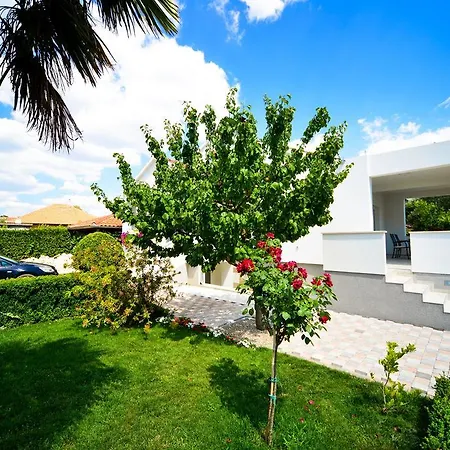 Apartament Coronata *