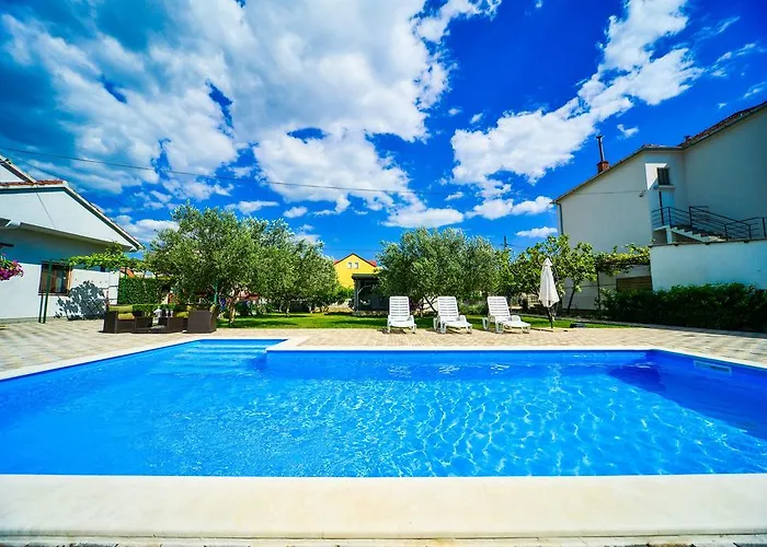 Coronata Apartman Biograd Na Moru