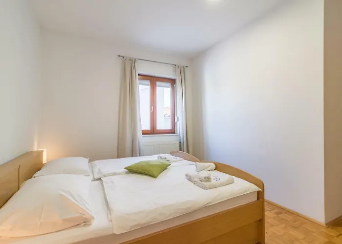Apartman Coronata Biograd Na Moru