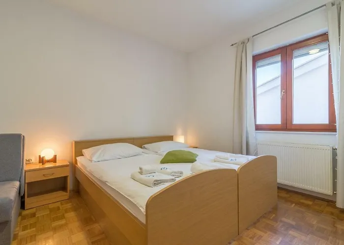 Apartman Coronata Biograd Na Moru