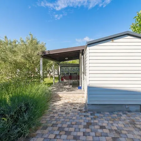 Coronata Apartmán Biograd Na Moru