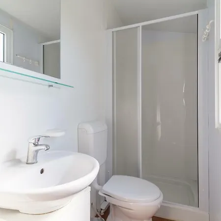 Coronata Apartman Biograd Na Moru