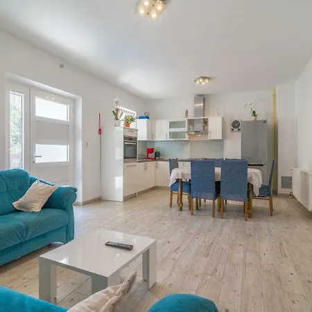 Coronata * 비오그라드나모루