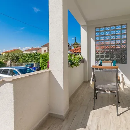 Coronata Apartment