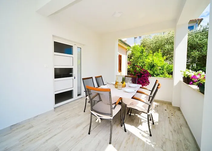 Coronata דירה ביוגראד נה מורו