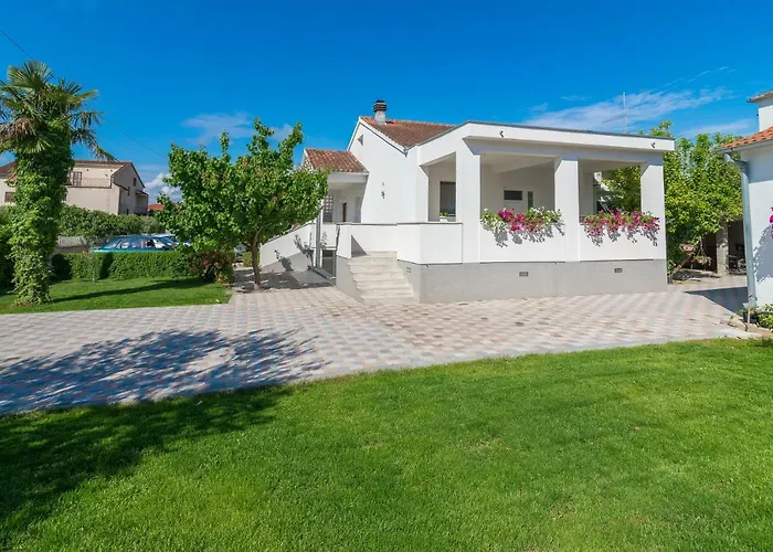 Coronata * ביוגראד נה מורו