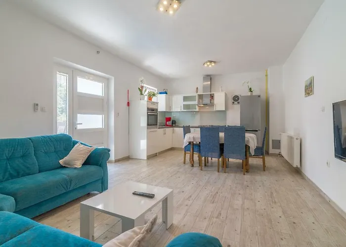 Coronata * ביוגראד נה מורו