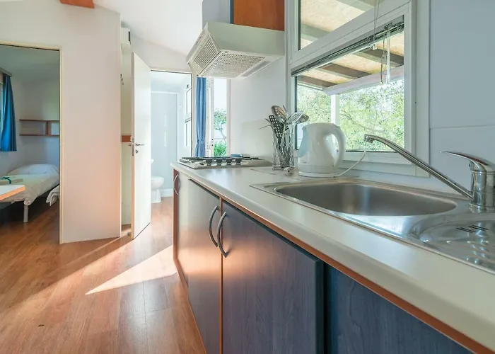 Coronata * ביוגראד נה מורו