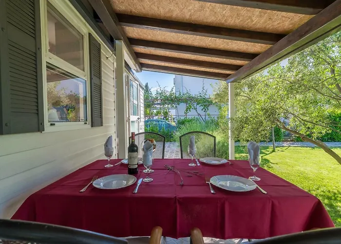 Coronata * ביוגראד נה מורו